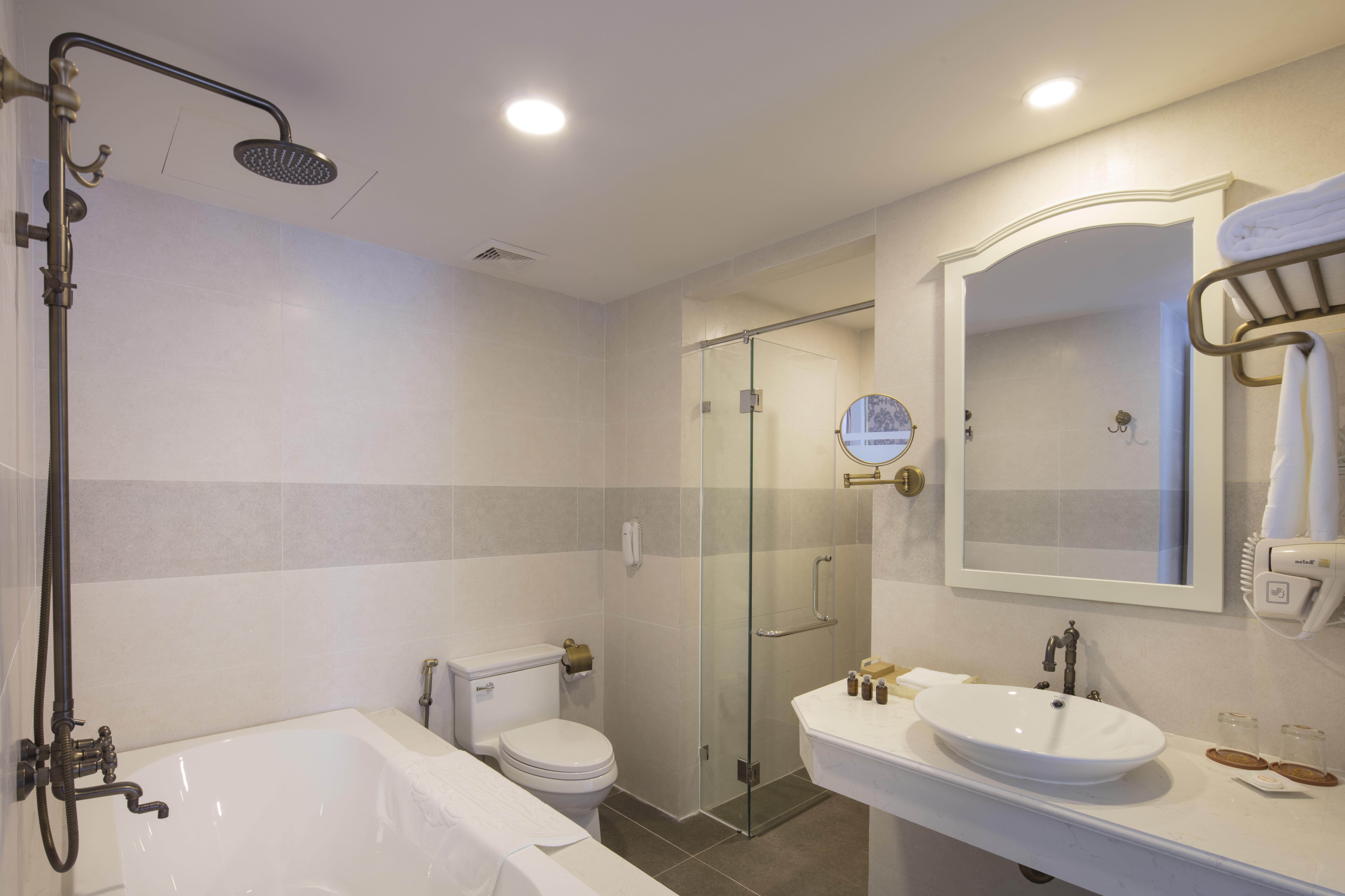 Отель Nha Trang Prince Hotel 4*
