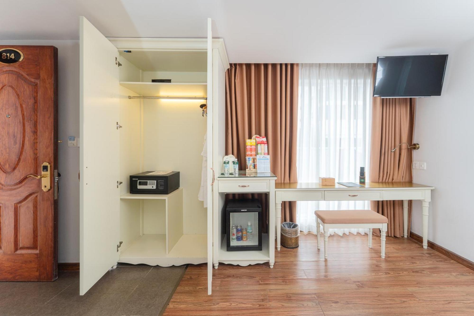 Nha Trang Prince Hotel Отель 4*