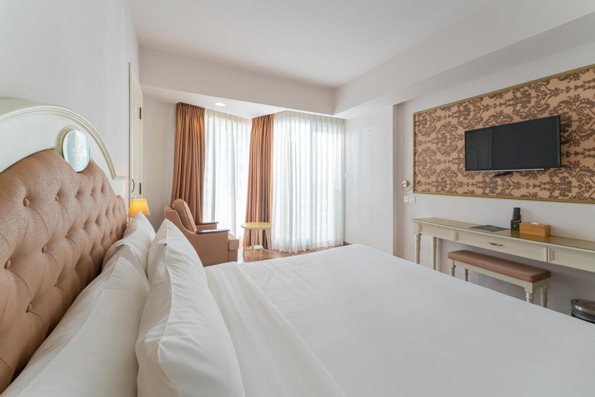 Отель Nha Trang Prince Hotel Нячанг